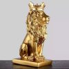 1J727001 lion statue with crown