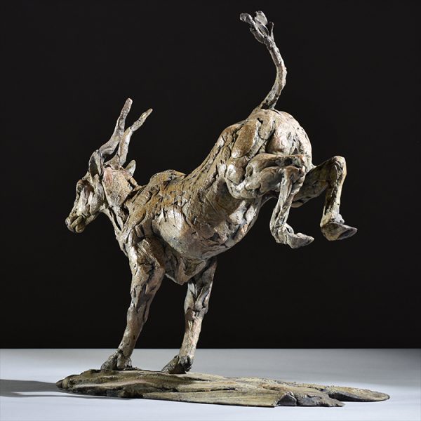 1JA19011 Antelope Statue Bronze Making (6)
