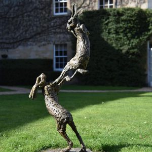 1JA20003 Boxing Hares Sculpture Bronze (7)