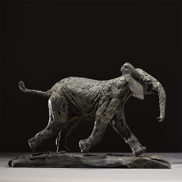 1JA20007 Elephant Calf Sculpture Bronze Maker (3)