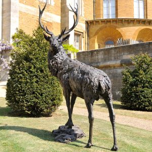 1JB19012 Life Size Stag Garden Ornament (3)